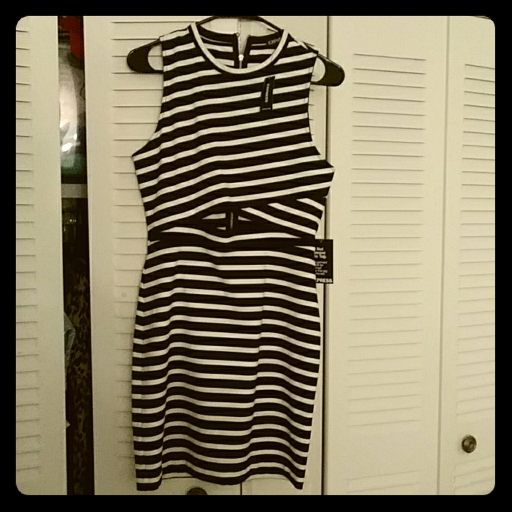 Express blacks and white mini dress